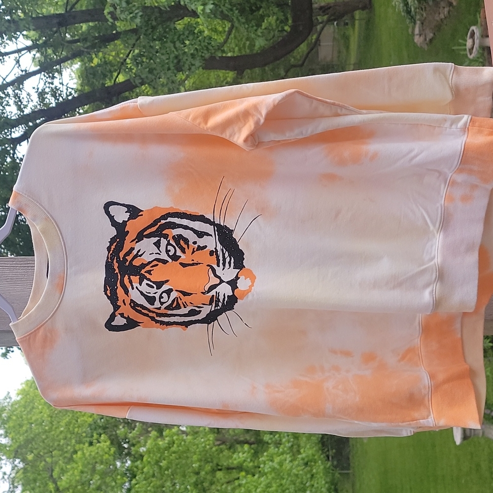 Wildfox Sweatshirt 🧡